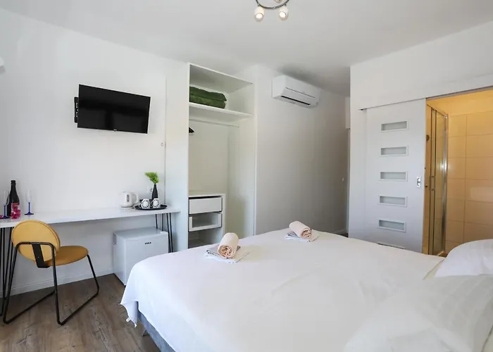 Stella Maris Hvar - Sea View With Balcony 3*