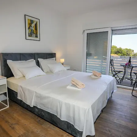 Гостьовий будинок Stella Maris Hvar - Brand New Sea View With Balcony 4*